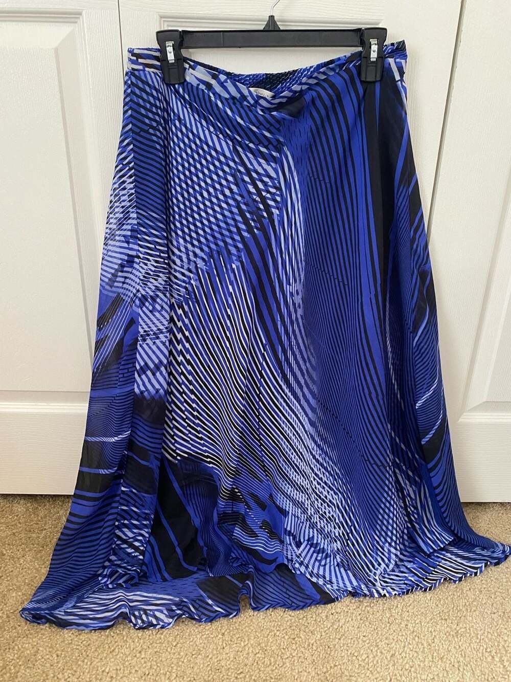 Christopher & Banks Petite Large Blue Abstract Chiffon Maxi Skirt
